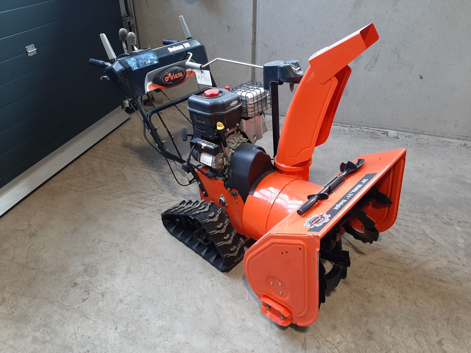 Ariens ST 28 LET DLX Track 3