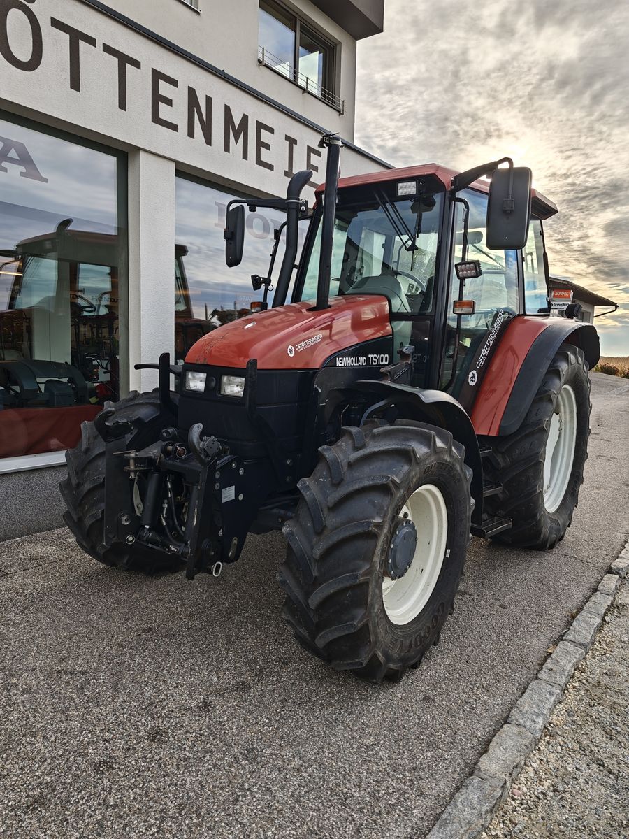 New Holland TS100 3