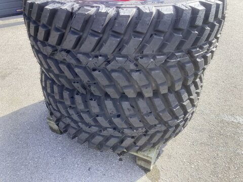 2X 460/65 R24 Nokian 3