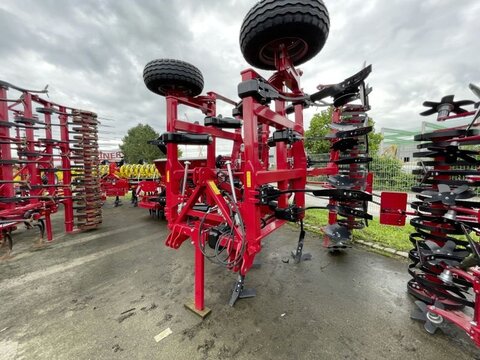 Horsch TERRANO 5 FX Flachgrubber 2