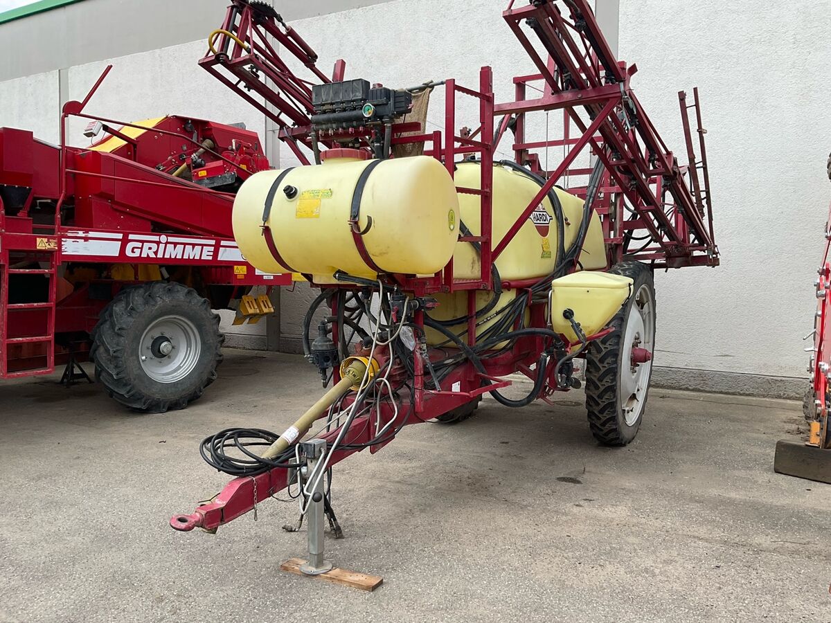 Hardi Commander  1