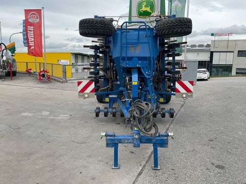 3571-25e2fd31f051e172fe429dc330a6b9d7-5571681