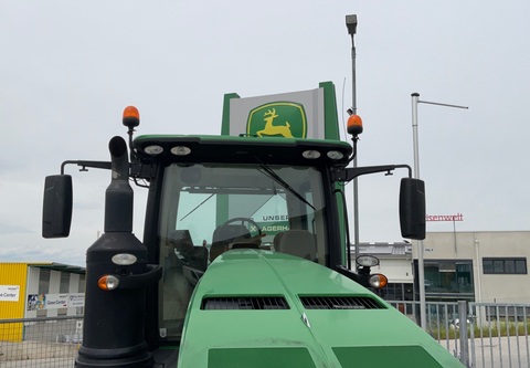 John Deere 8370R