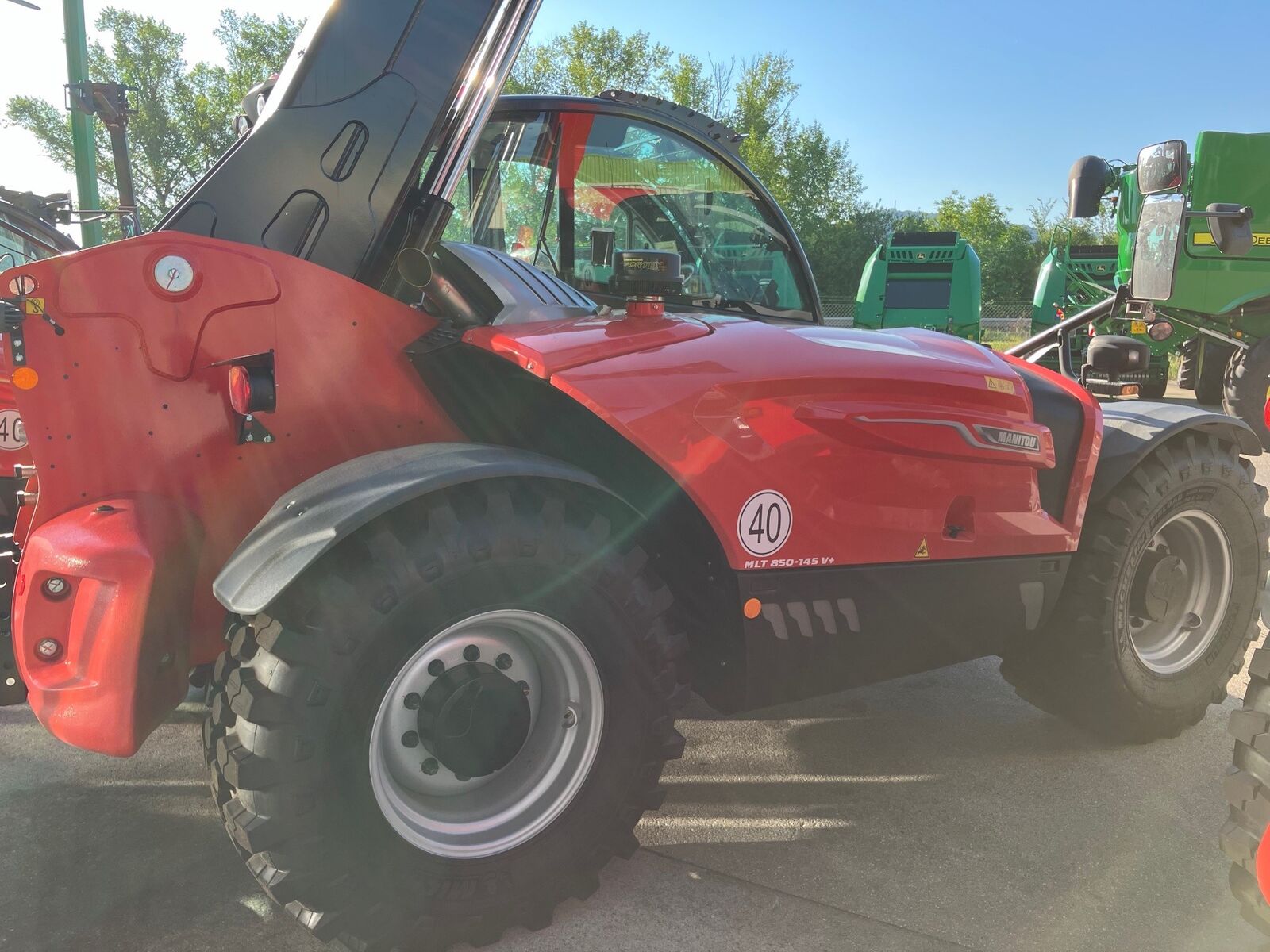 Manitou Teleskoplader MLT850 -145 V+ Elite 2