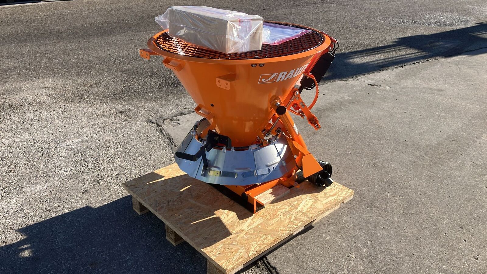 Rauch SA121 Splittstreuer 3