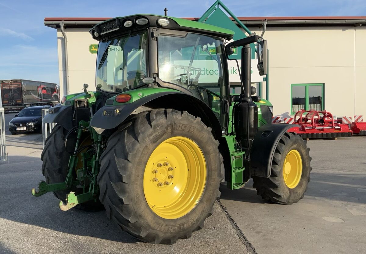 John Deere 6130R 3