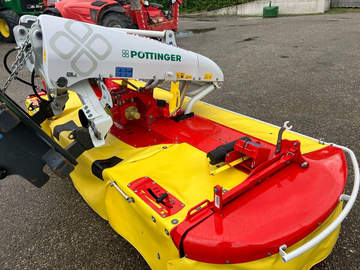 Pöttinger Alpha Motion Master 301 3
