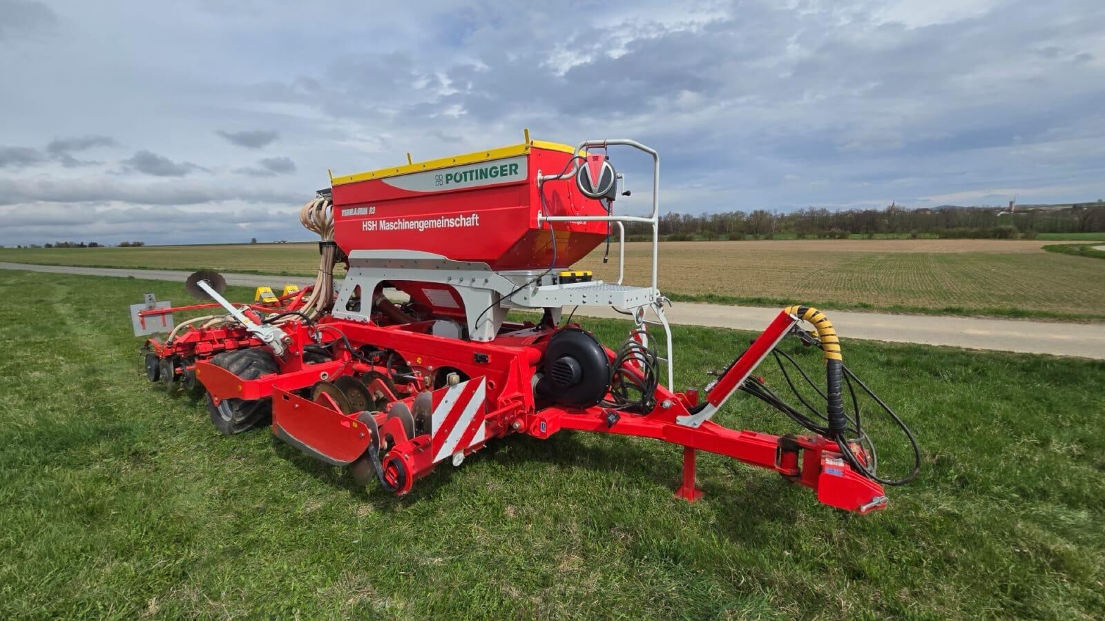 Pöttinger TERRASEM R3 Artis 2