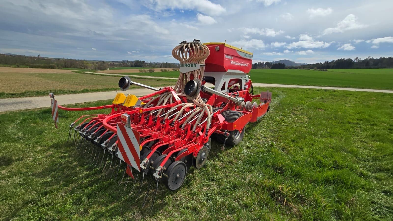 Pöttinger TERRASEM R3 Artis 3