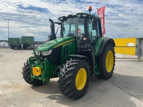 John Deere 6120M