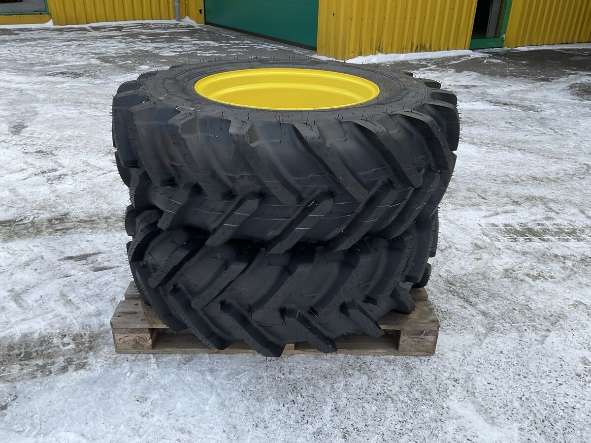 John Deere/Michelin Agribib 2 380/85R24 2