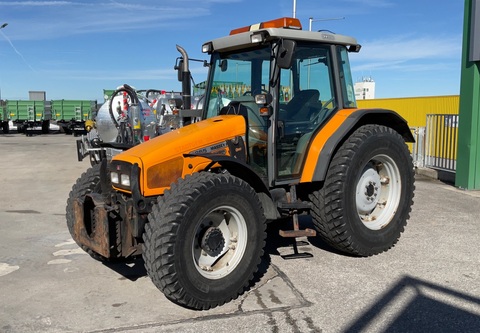 Massey Ferguson 4355