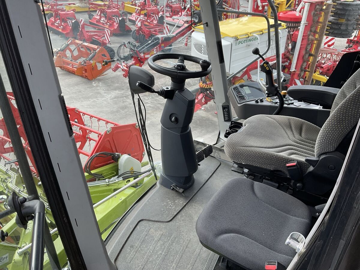 Claas AVERO 240 2