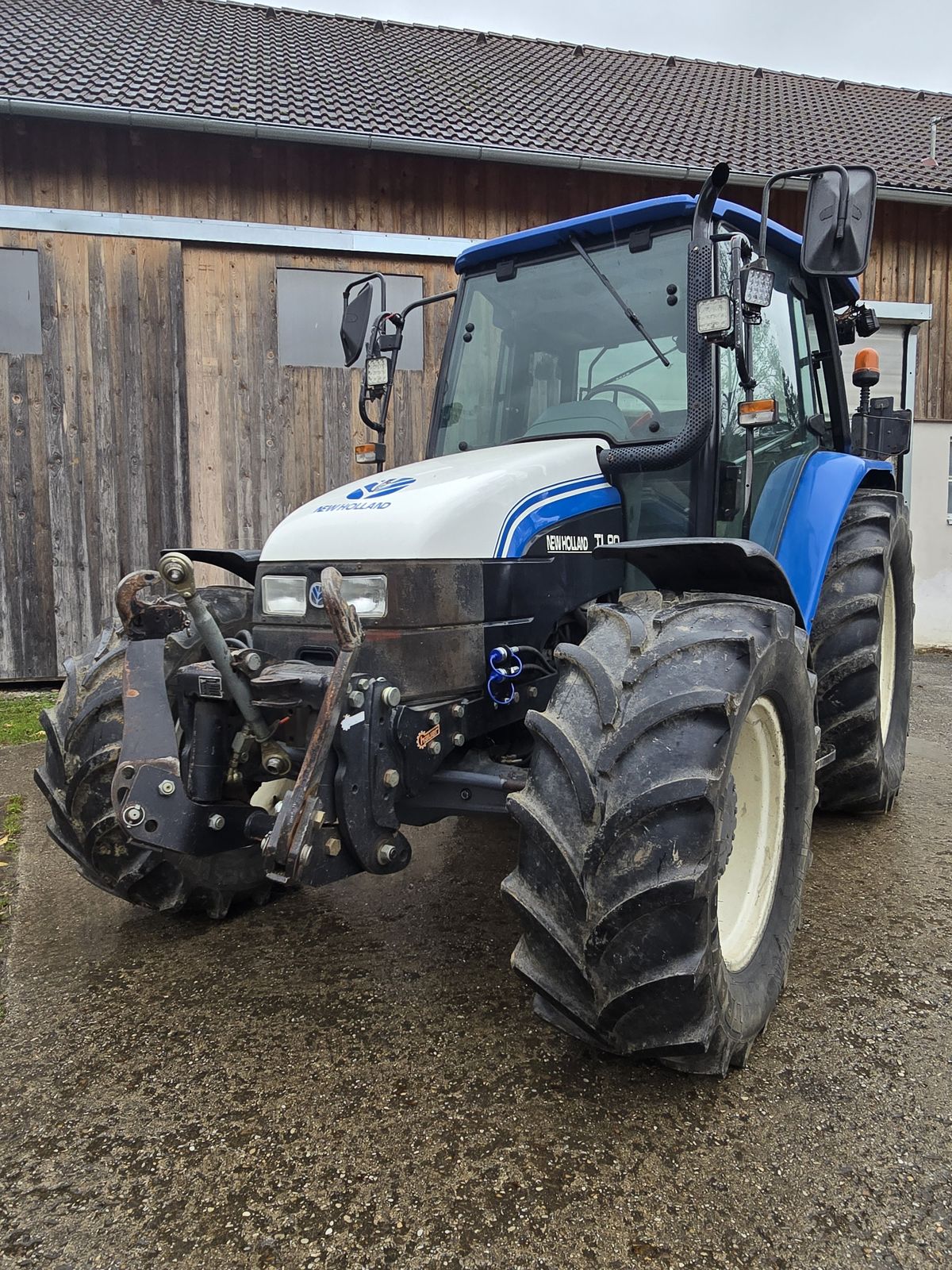 New Holland TL90A (4WD) 2