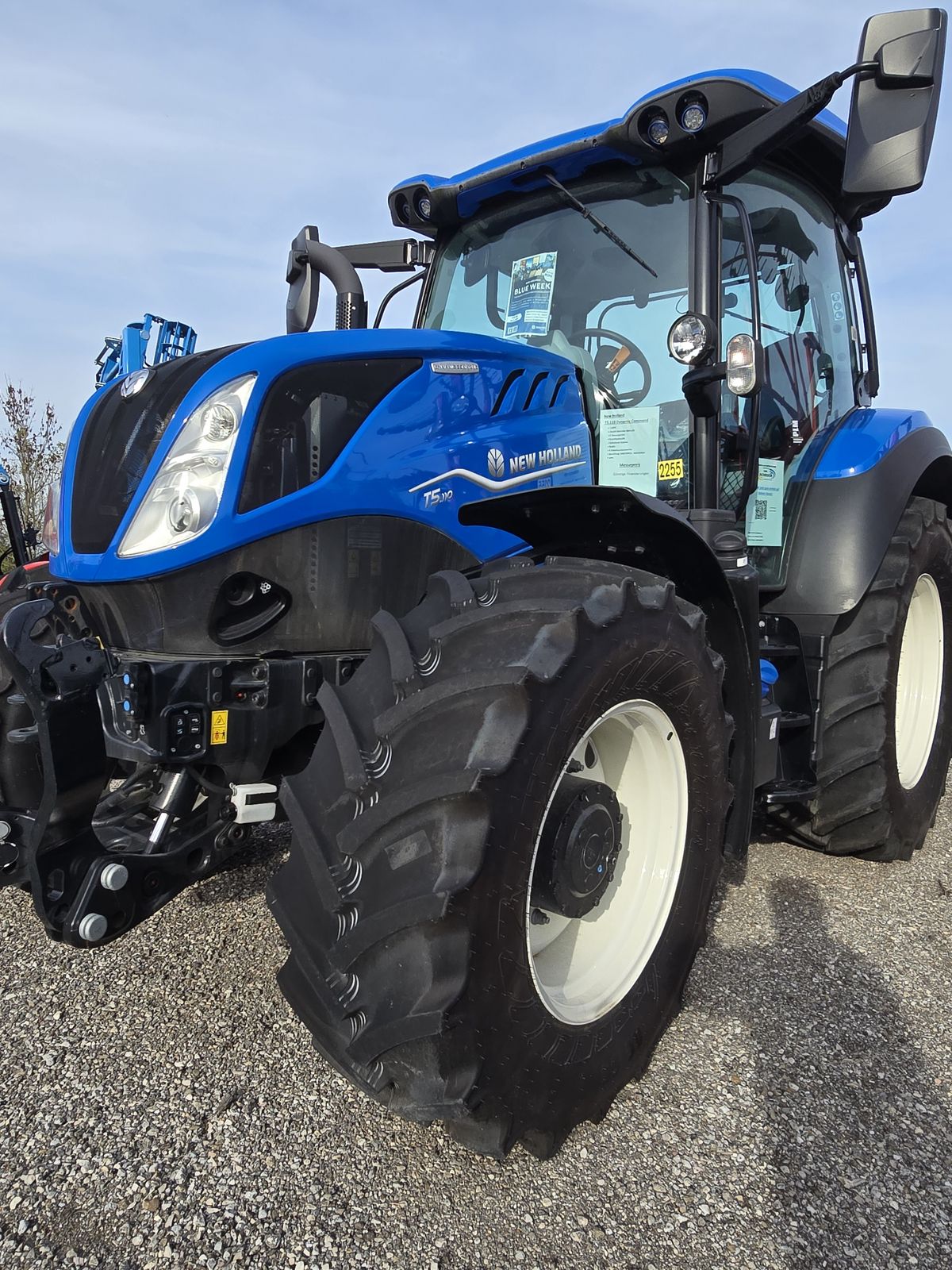 New Holland T5.110 Dynamic Command (Stage V) 2