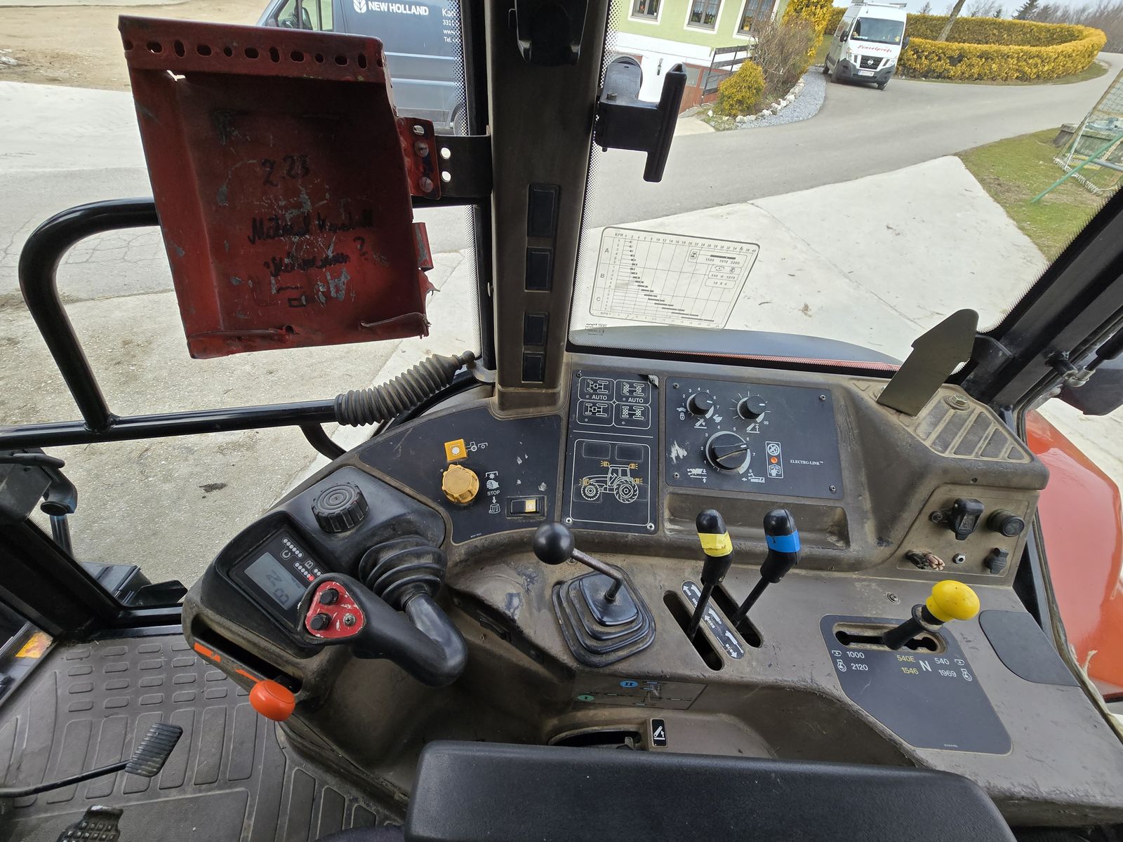 New Holland M 135/8360 3