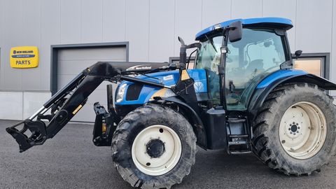 New Holland TS115A