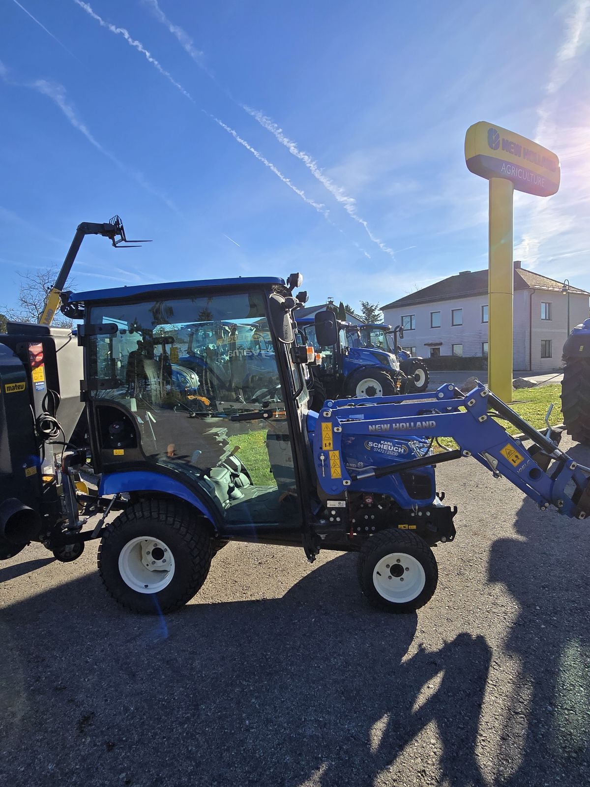 New Holland Boomer 25 C 3