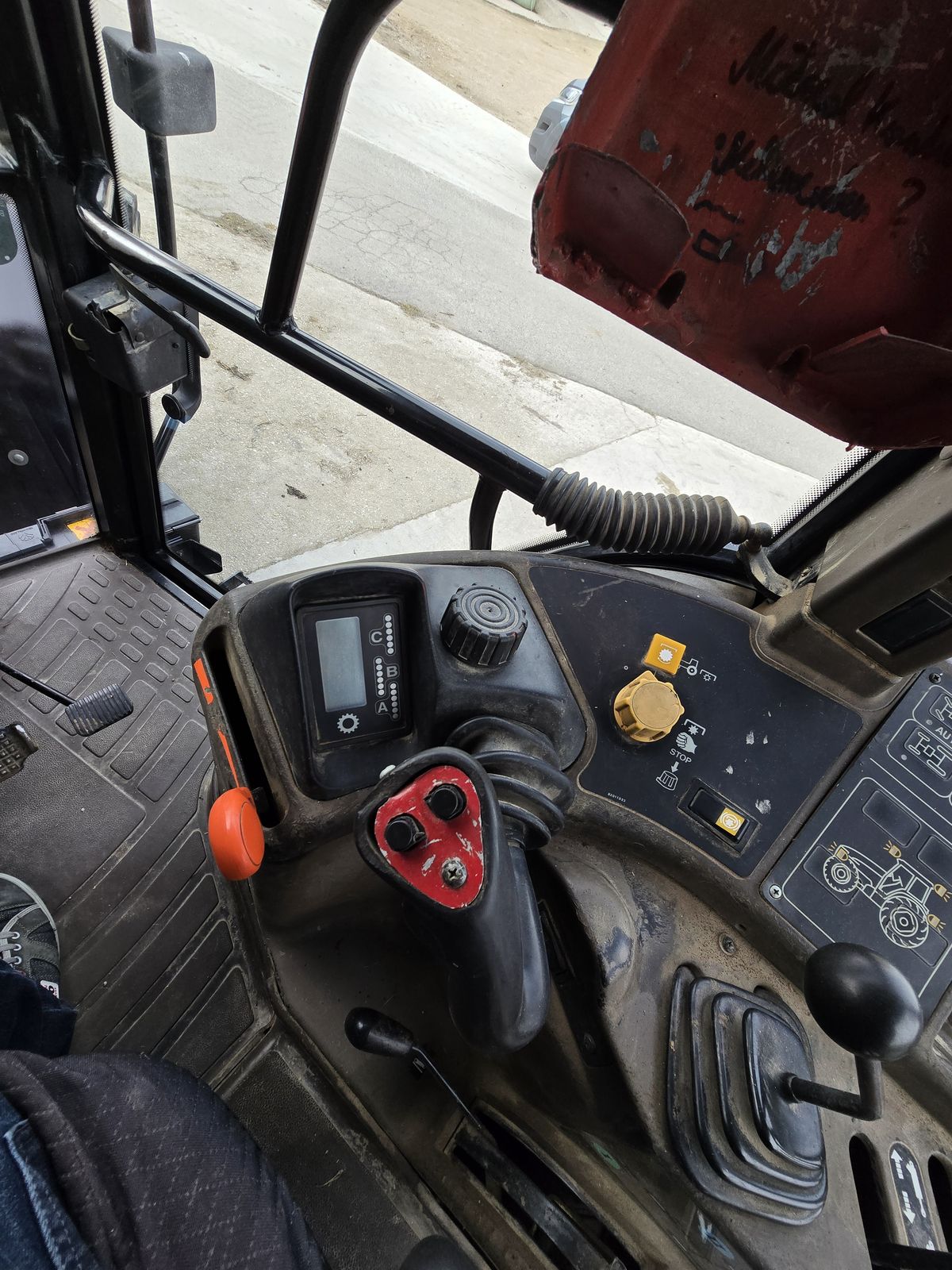 New Holland M 135/8360 2