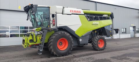 <strong>Claas Lexion 6700 </strong><br />