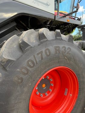 Claas Trion 650  