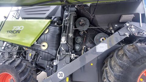 Claas Trion 730