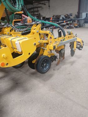 Bednar Strip Master EN6000