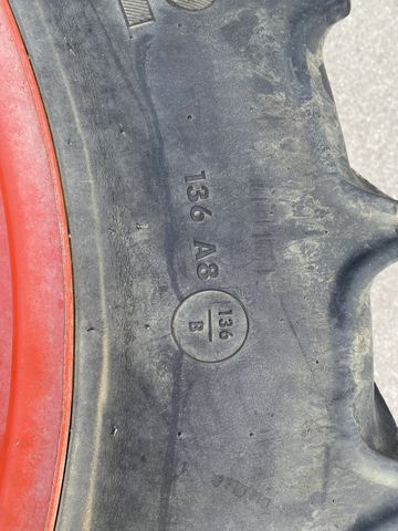 Mitas 270/95 R32
