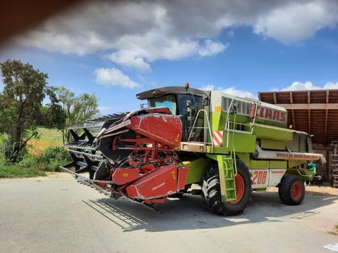 Claas Mega 208