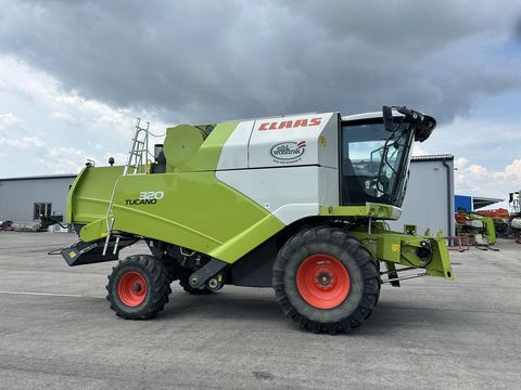 Claas Tucano 320