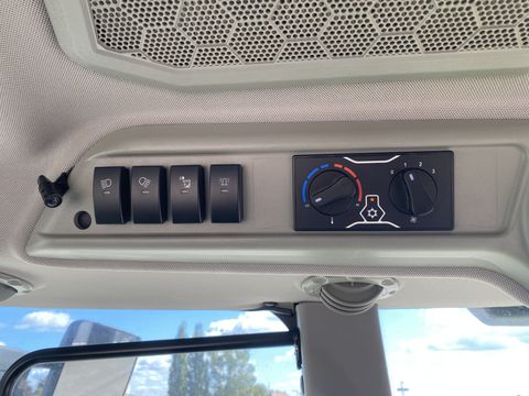 Claas Axos 3.105 Comfort