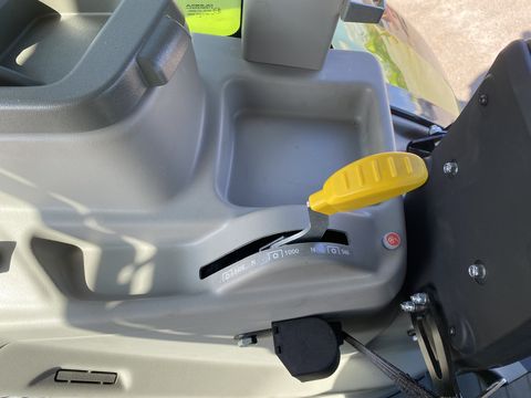 Claas Axos 3.105 Comfort