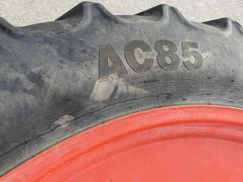 Mitas 300/95 R40