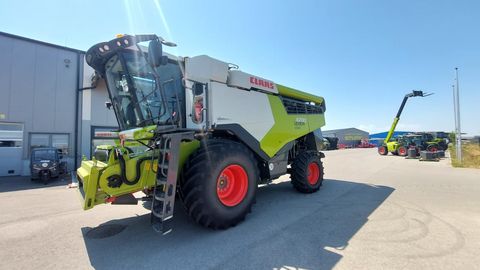 Claas Lexion 6700