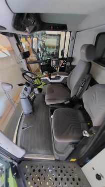 Claas Lexion 6700