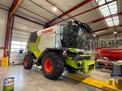 Claas Trion 730