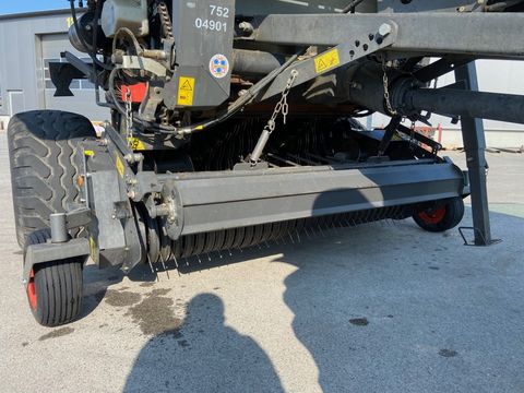 Claas Variant 385 RC