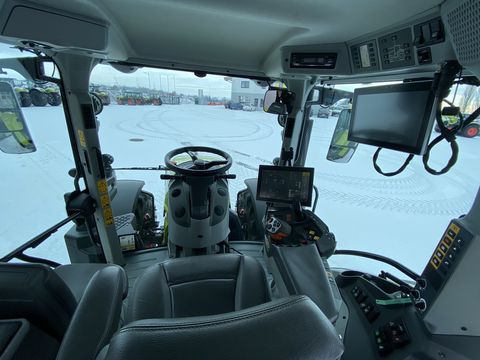 Claas Arion 550 CEBIS CMATIC