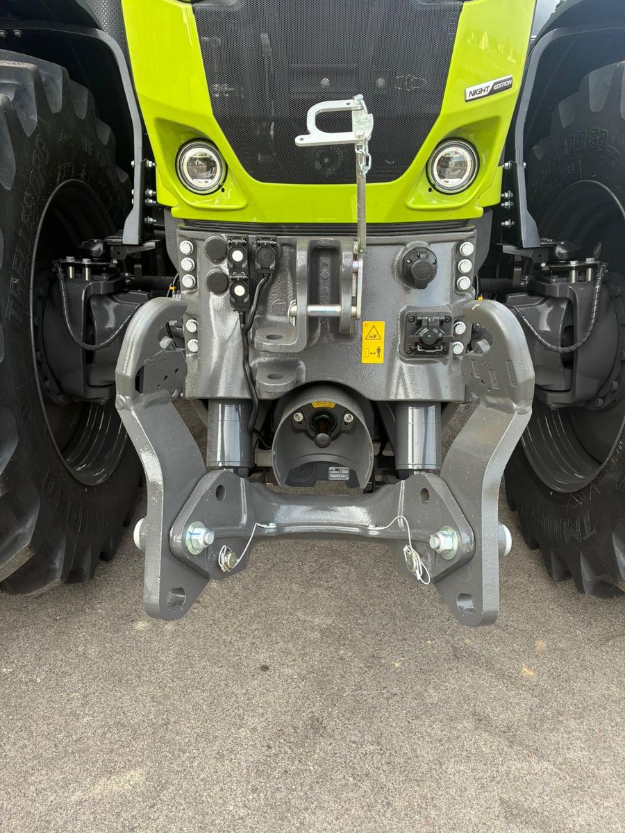 Claas Axion 930 CEBIS (Stage V)  3