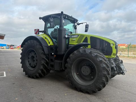 Claas Axion 930 CEBIS (Stage V)