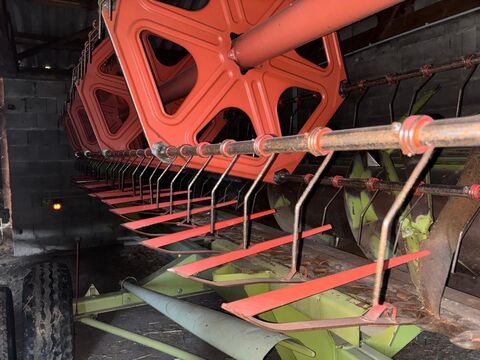 Claas Mega 208