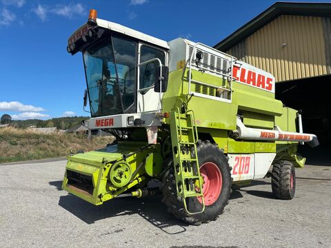 Claas Mega 208