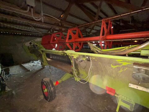 Claas Mega 208