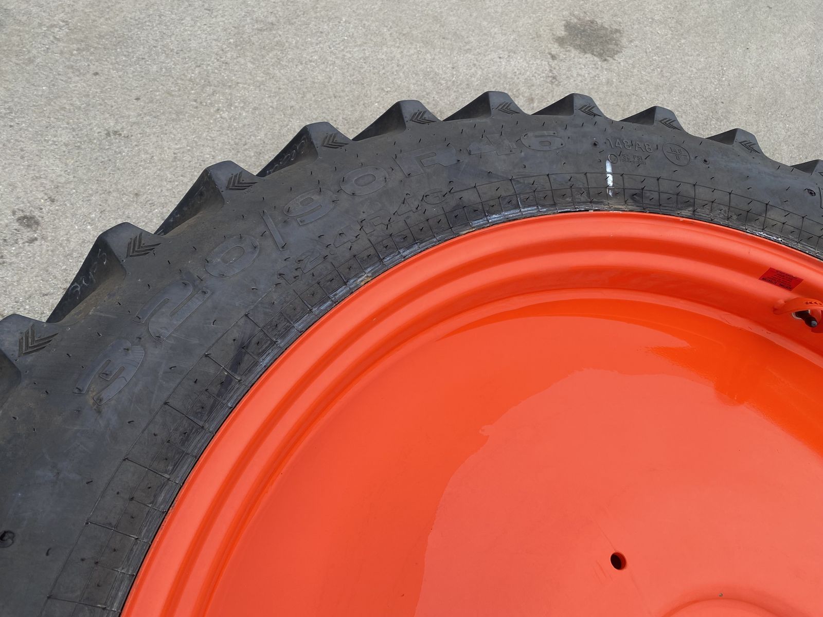 Galaxy 320/90R46 Galaxy 3