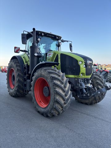 Claas Axion 960 CEBIS (Stage V)