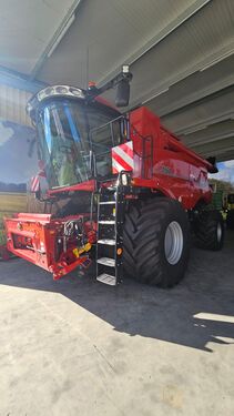 Case IH Axial-Flow 7160