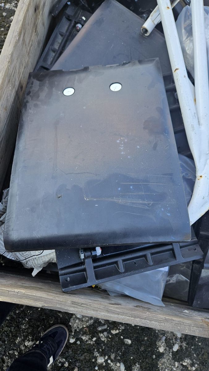 MacDon Verschleißplatte 2