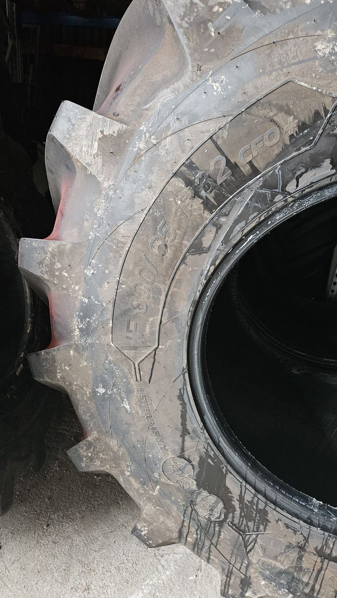 Michelin IF 800/65R32  2