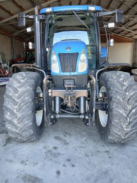 New Holland TS110A Plus