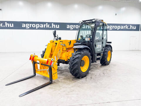 JCB 531-70 telehandler with 7 m lifting height, 3.10